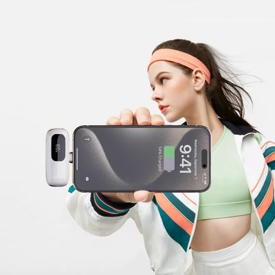 قیمت خوب ABS پلاستیک سفارشی ساخته شده بانک قدرت پلگ دم ظرفیت 4500mAh آنلاین